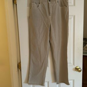 Women’s Loft pants with stylish shredFringed bottom